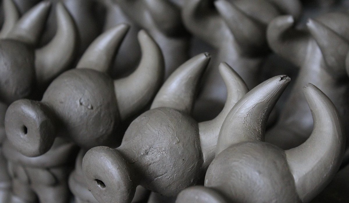 Creating a Cosy Reading Nook by a Window